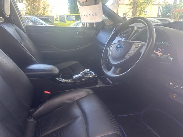 Nissan Leaf 2016 367754334