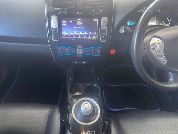 Nissan Leaf 2016 367754336