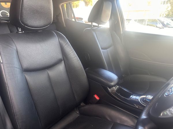 Nissan Leaf 2016 367754330
