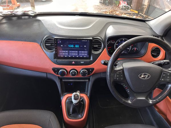 Hyundai i10 2014 367755523