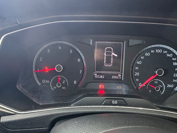 Volkswagen T-Roc 2018 367756024