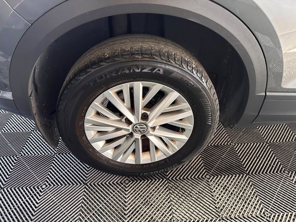 Volkswagen T-Roc 2018 367756023