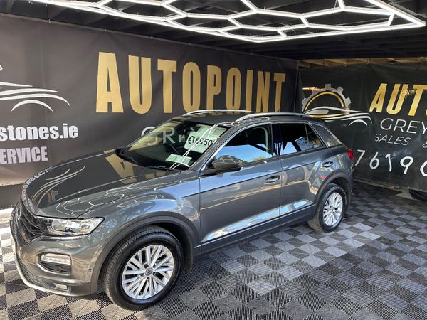 Volkswagen T-Roc 2018 367756036