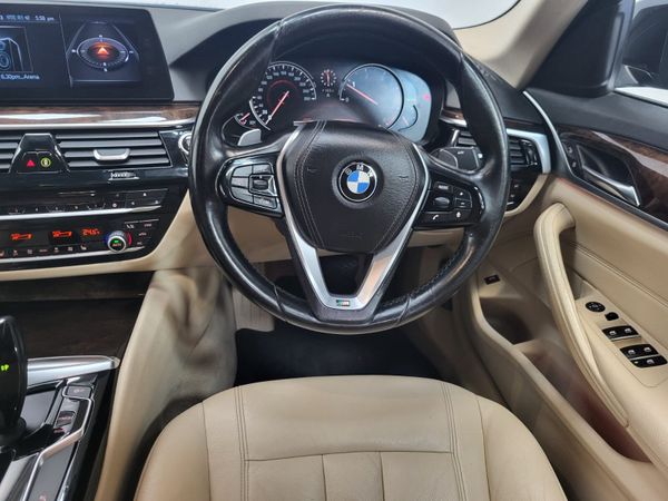 171 BMW 520D AUTO = LIP KIT = CREAM LEATHER 367757560
