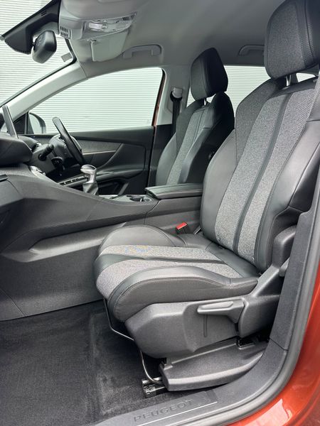 3008 1.5 BlueHDi 130bhp Allure 367757985