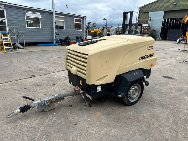 2018 DOOSAN 105 CFM ROAD AIR COMPRESSOR 367752306