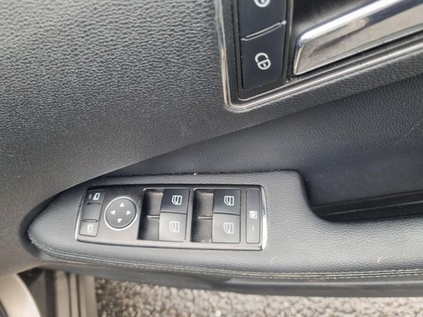 Mercedes-Benz E-Class 2010 367753278