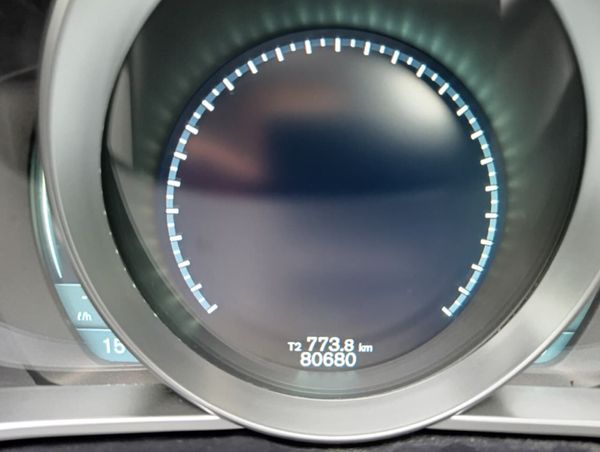 Volvo V40  2014 automatic 367765443