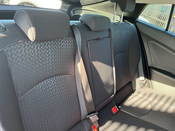 TOYOTA PRIUS 2018, 1.8 HYBRID AUTOMATIC LOW KMS 367765854
