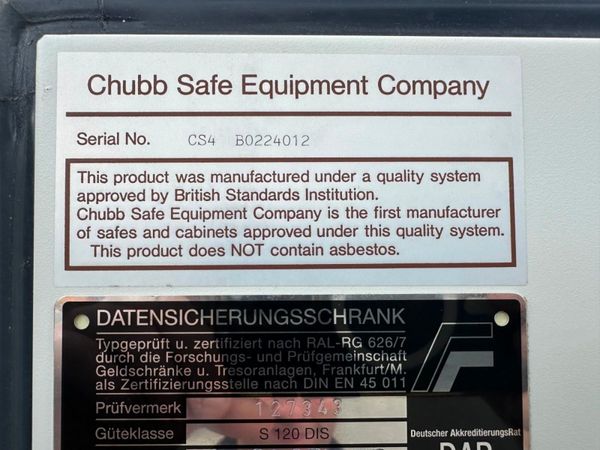 CHUBB DATA CABINET FIRE IMPACT MONEY SAFE. 367766787