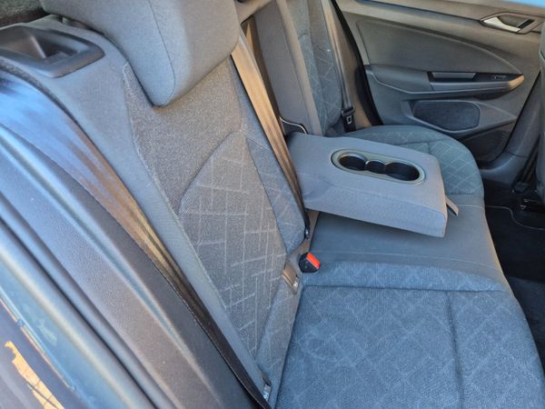 Volkswagen Golf 2021 Style Spec 367766877