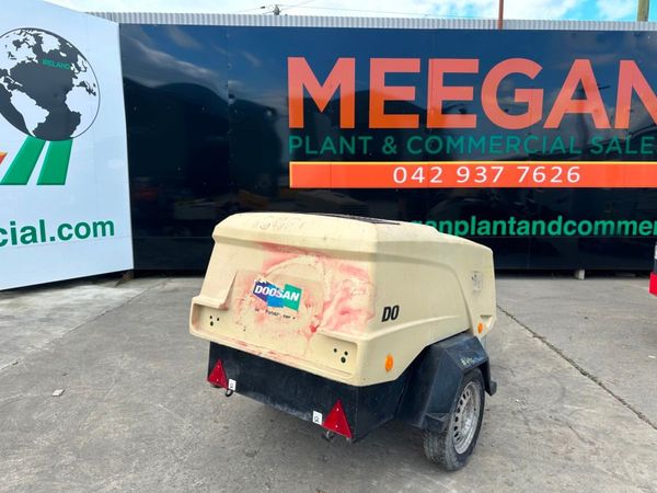 2018 DOOSAN 105 CFM ROAD AIR COMPRESSOR 367767088