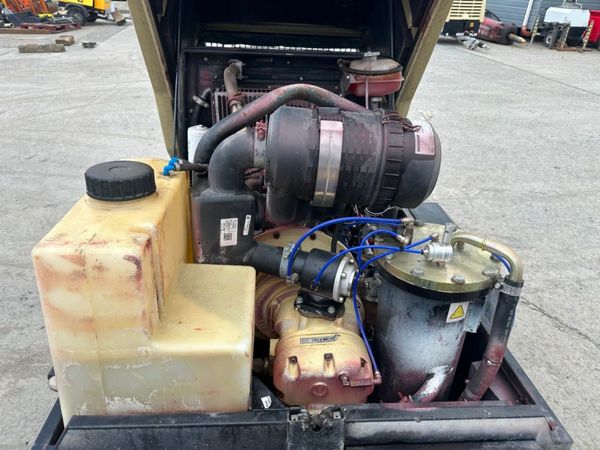 2018 DOOSAN 105 CFM ROAD AIR COMPRESSOR 367767100