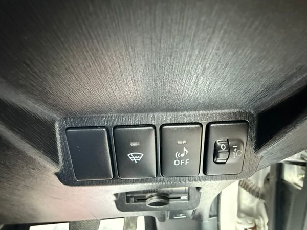 2015 Toyota Prius Plus/alpha1.8 Hybrid auto 7Seate 367769407