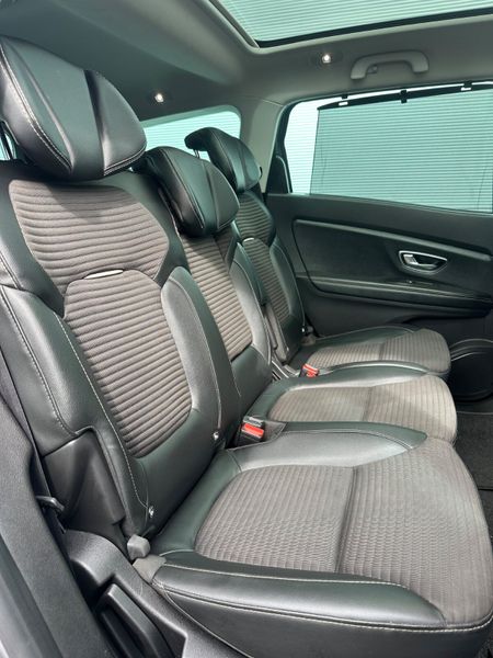 Grand Scenic dCi *7 Seater DYNAMIC 367762342