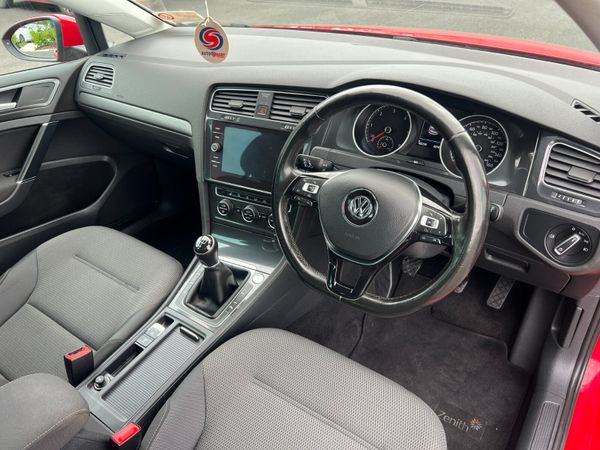 2018 Volkswagen Golf  SE Nav 1.6 TDI BMT 367773368