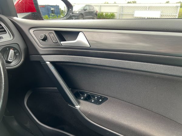 2018 Volkswagen Golf  SE Nav 1.6 TDI BMT 367773379