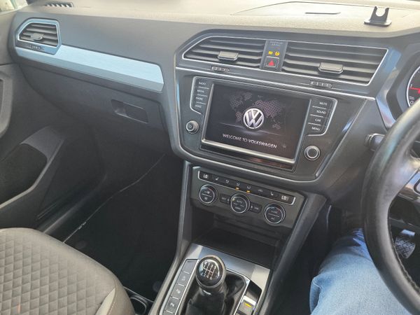 Volkswagen Tiguan 2017 367805720