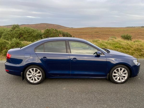 Volkswagen Jetta 2014 367821019