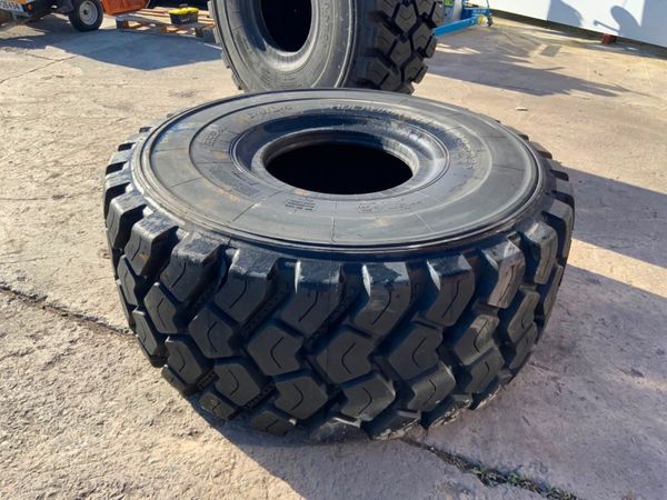 29.5 x 25 ROCKBUSTER SHOVEL  / DUMPER TYRES. 367834464