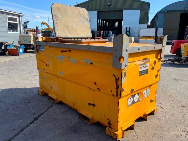 WESTERN 2000lts FUEL STORAGE  BOWSER....1002t. 367840165