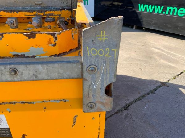 WESTERN 2000lts FUEL STORAGE  BOWSER....1002t. 367840163