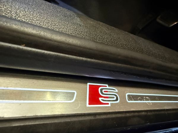 Audi A4 2Ltr TDi SLine Auto 367841354