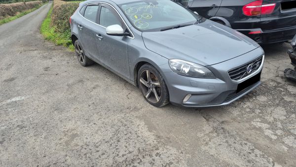 2015 Volvo V40 2.0d Diesel For Breaking! 367842997