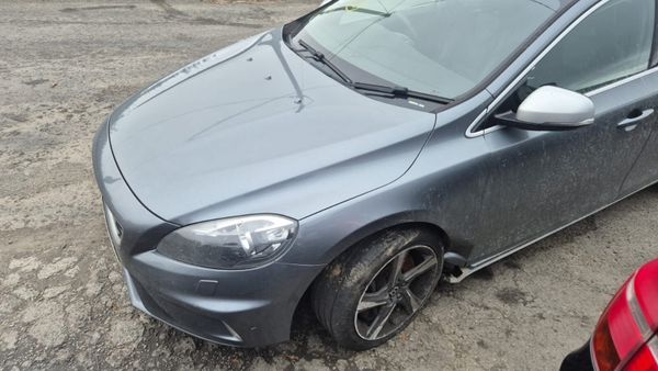 2015 Volvo V40 2.0d Diesel For Breaking! 367842992