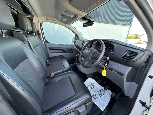 2021 Opel Vivaro , 2.0 with Air conditioning 367850900