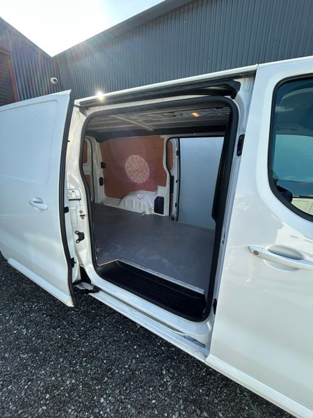 2021 Opel Vivaro , 2.0 with Air conditioning 367850903