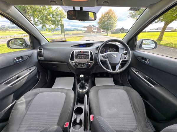 Hyundai i20 2014 premium Low Mileage 367851575