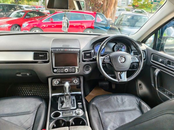 Volkswagen Touareg 3.0tdi V6 Escape Auto 262HP 367862897