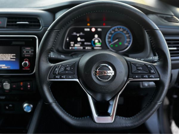 Nissan Leaf 40K EV SV 40KW '18 5DR AUTO 4DR 367870024