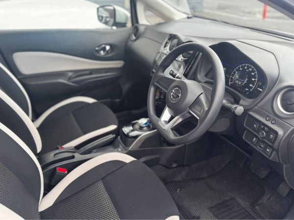 Nissan Note E-Power hybrid 367899486