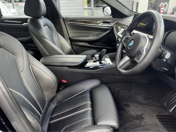 BMW 5-Series 530E M SPORT - IPERFORMANCE HYBRID M 367899500