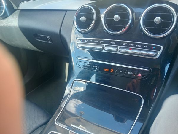 Mercedes-Benz C-Class 2019 auto 367904295