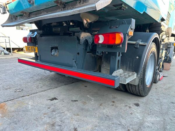2019 DAF LF...JOHNSTON ROAD SWEEPER...77 KM. 367929134