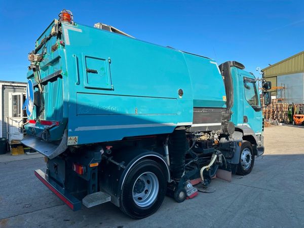 2019 DAF LF...JOHNSTON ROAD SWEEPER...77 KM. 367929135