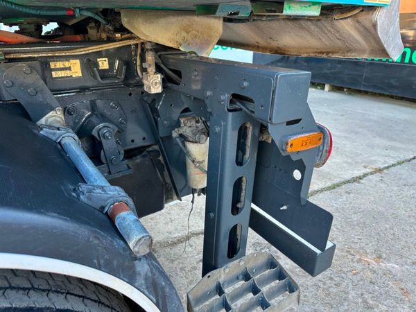 2019 DAF LF...JOHNSTON ROAD SWEEPER...77 KM. 367929132
