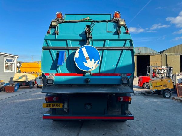 2019 DAF LF...JOHNSTON ROAD SWEEPER...77 KM. 367929133