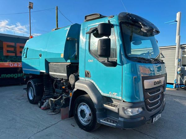 2019 DAF LF...JOHNSTON ROAD SWEEPER...77 KM. 367929144