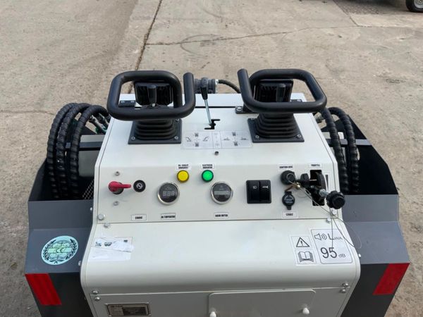 TOFT ST25m MINI SKID STEER LOADER......1548. 367935999