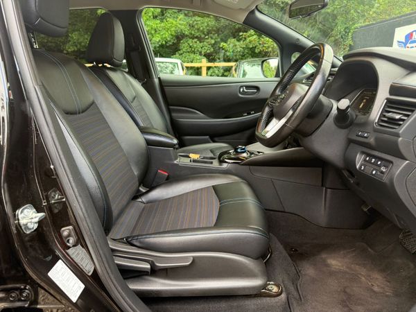 NISSAN LEAF 40KWH N-CONNECTA (6.6KC) Hatchback 367939659