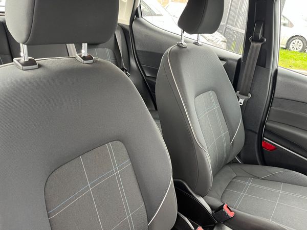 Ford Fiesta 2018, 1.1 5DR 70PS ZETEC 367930910
