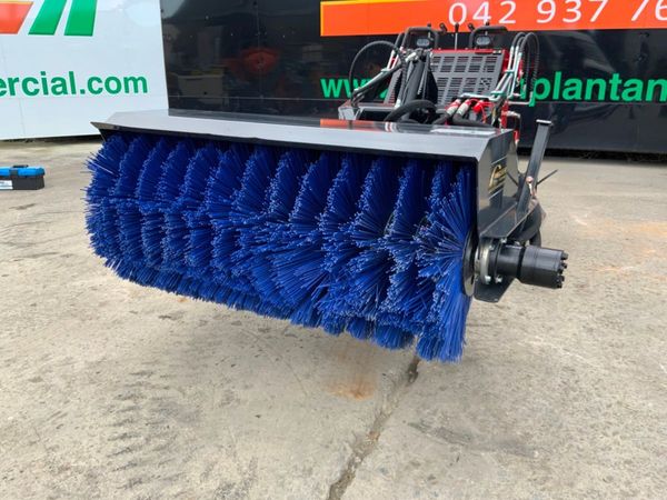 UNUSED MINI SKID STEER ROAD BRUSH ...4218 367933376