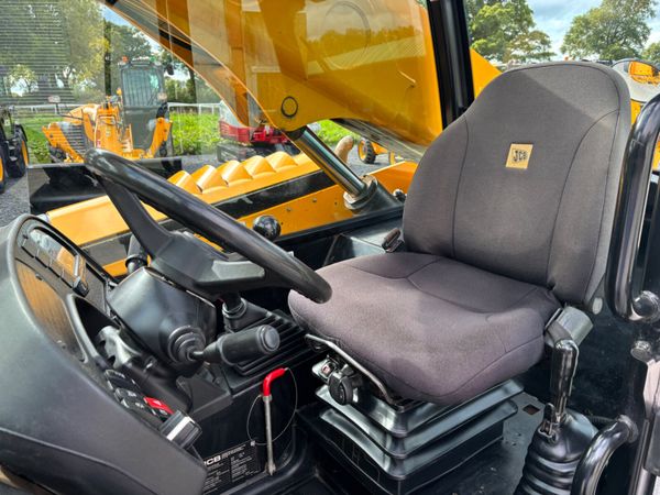 2018 JCB 531-70 AGRI 367946732