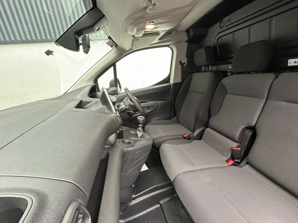 2022 Peugeot Partner 'Reverse cam + A/c 367948177