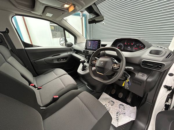 2022 Peugeot Partner 'Reverse cam + A/c 367948178