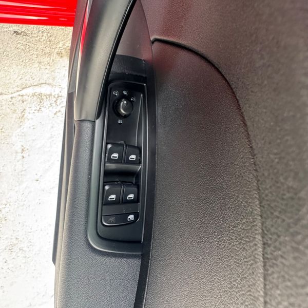 Audi A1 2015 Sline Low Milege 367958611